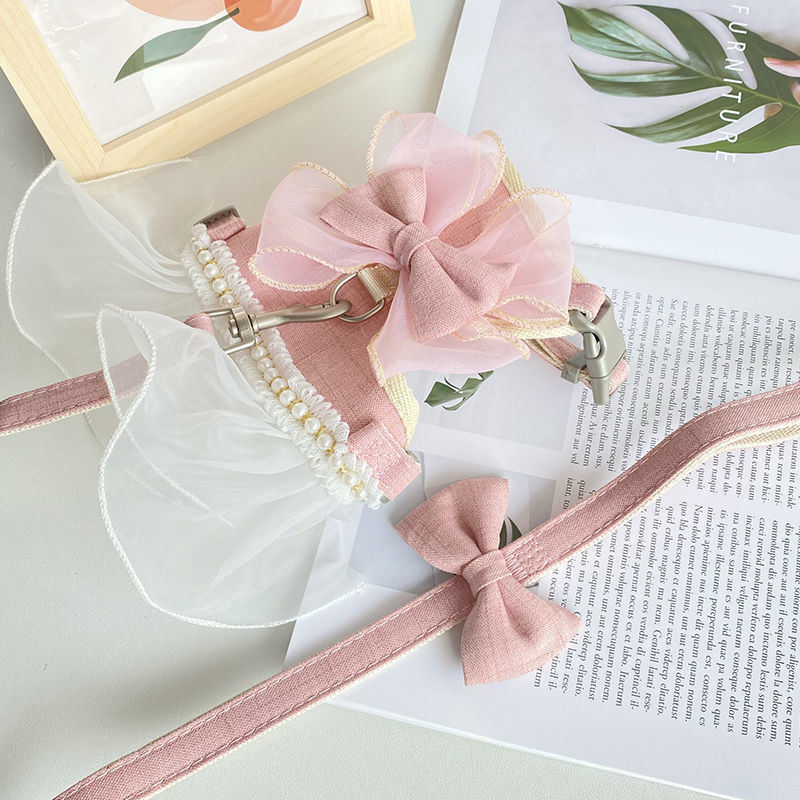 Adjustable Cat Harness and Leash Set for Safe Outdoor Adventures